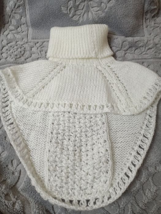 Зимняя манишка для девочек