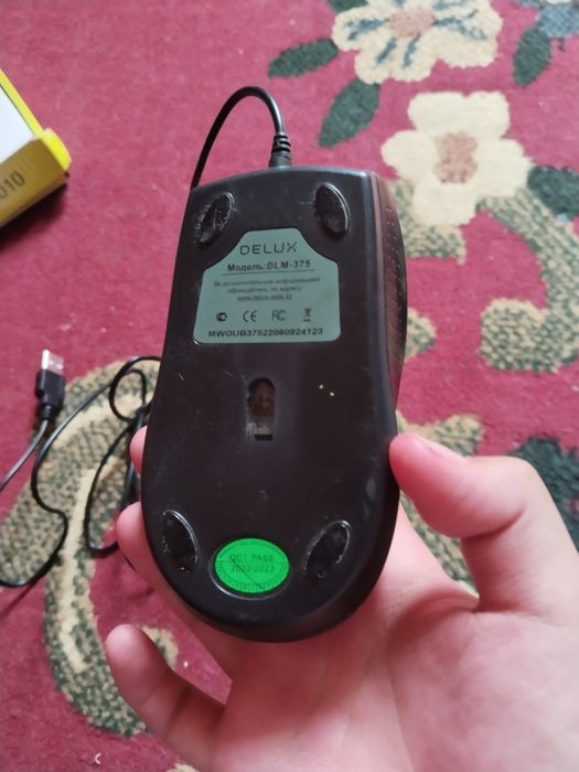 компьютер  заттарымен