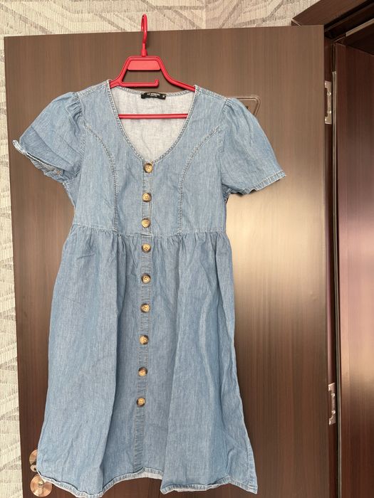 Дамски рокли  летни и зимни