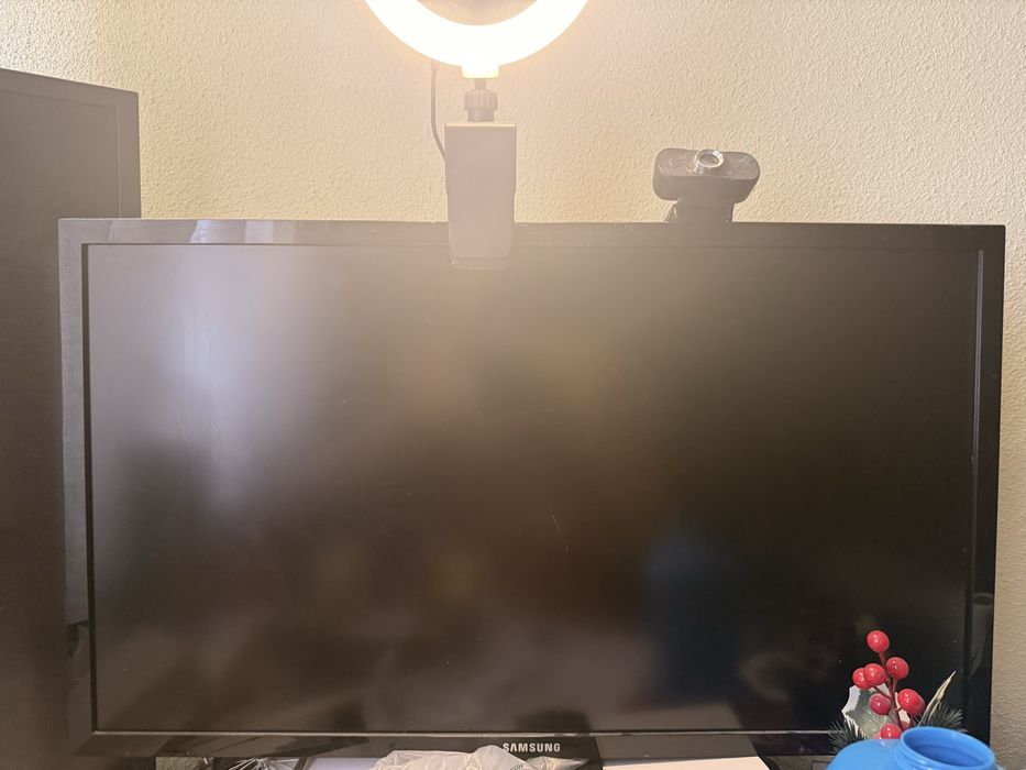 Monitoare calculator