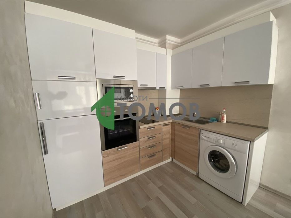 Продава се Двустаен апартамент в Шумен, Пазара - 65 кв.м за 1647 €/кв.м - Снимка #2