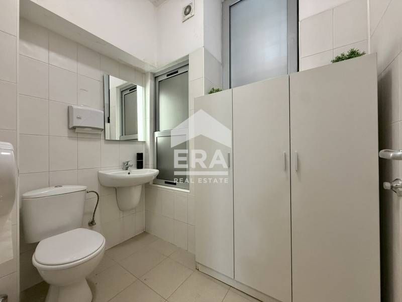 Дава се под наем Офис в София, Център - 97 кв.м за 1585.59 € - Снимка #5