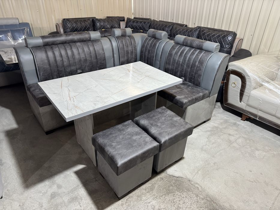 Продаётся кухоный уголок