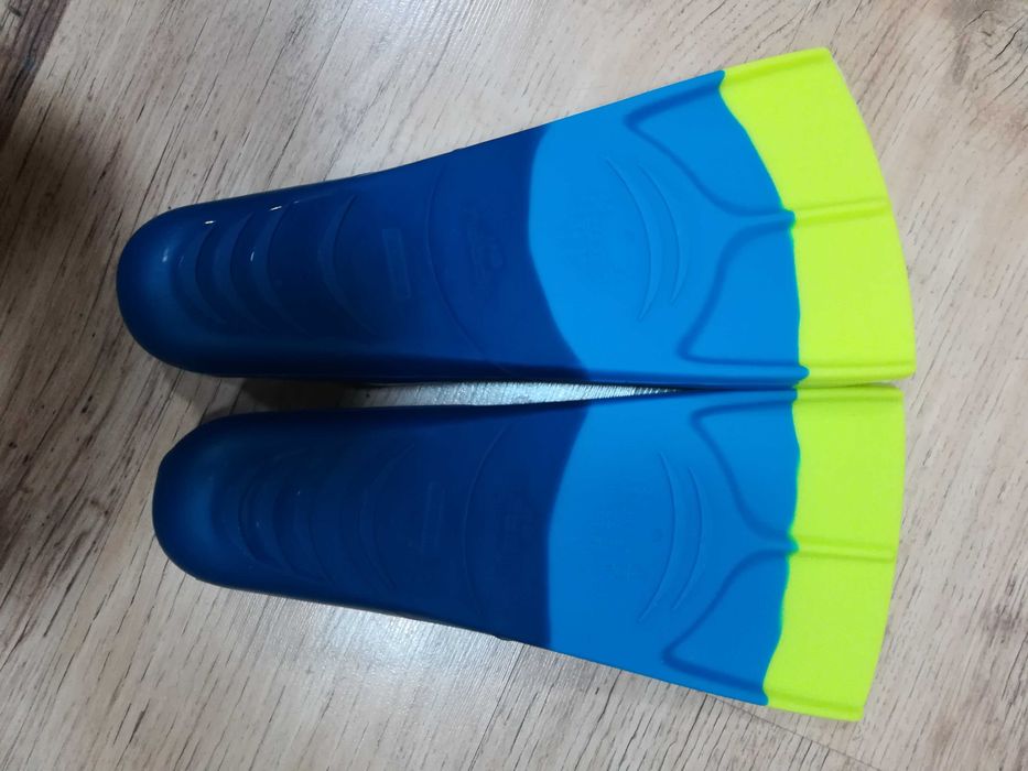 Плавници 37-38 номер