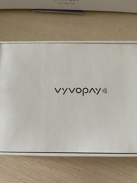 Продаю электронные часы Vyvo lite edition