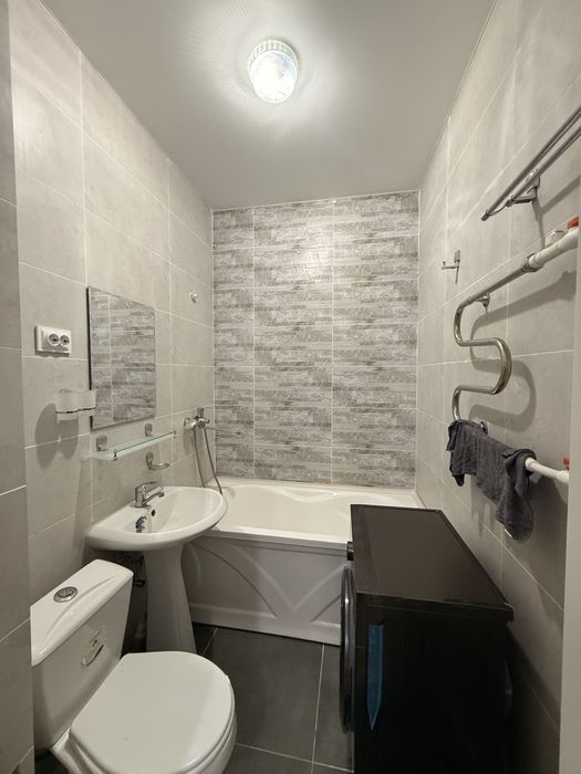 Продаю сваю квартиру Golden house Assalom havo