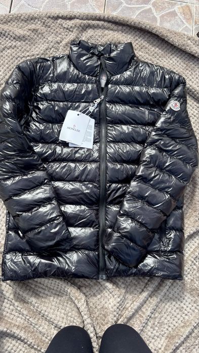 Черно яке Moncler оригинално