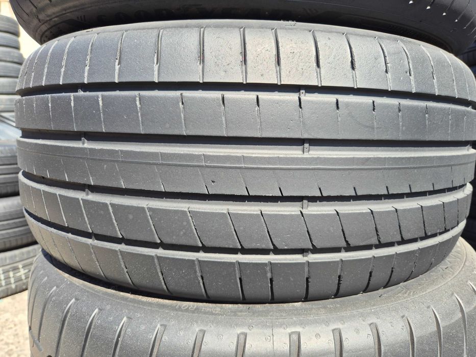 2 Anvelope de VARA - 245/45/17 - GoodYear - Stare F BUNA - DOT 2022