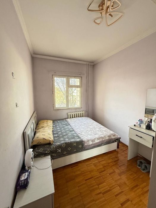 Продаётся квартира Юнусабад 10кв 2/2/5