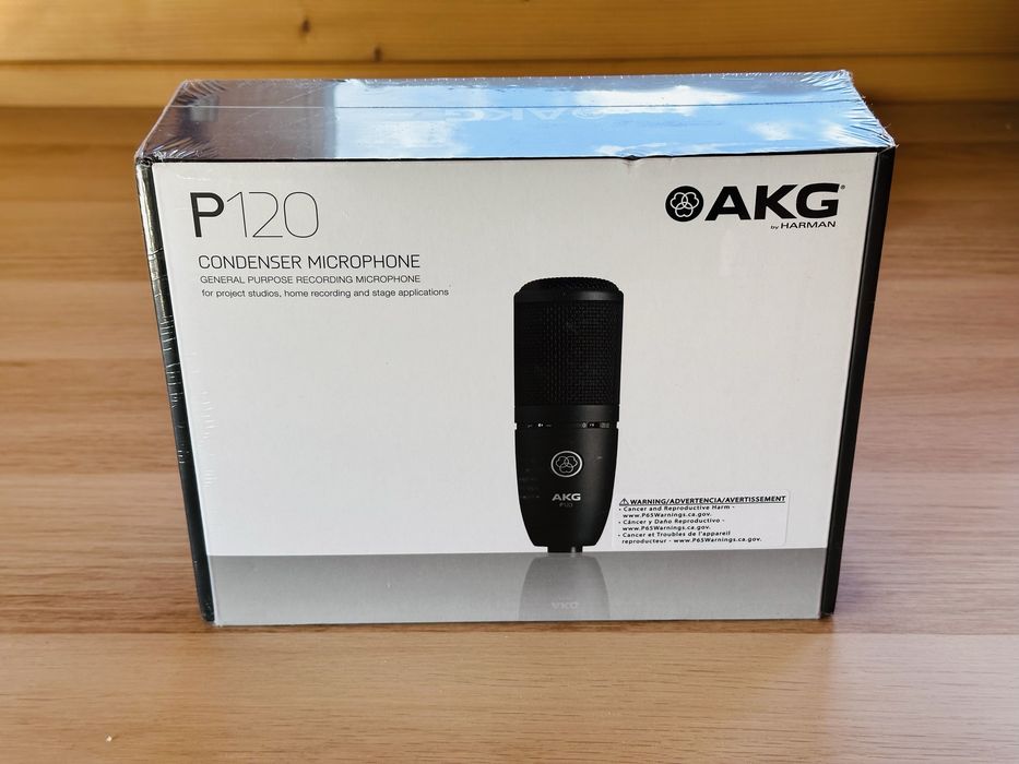 Microfon AKG P120 by Harman