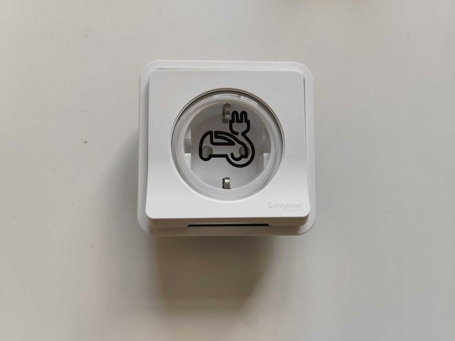 Подсилен контакт Mureva styl EV 16 A