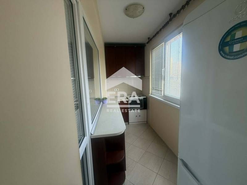 Продава се Двустаен апартамент в Русе, Родина 2 - 60 кв.м за 833 €/кв.м - Снимка #3