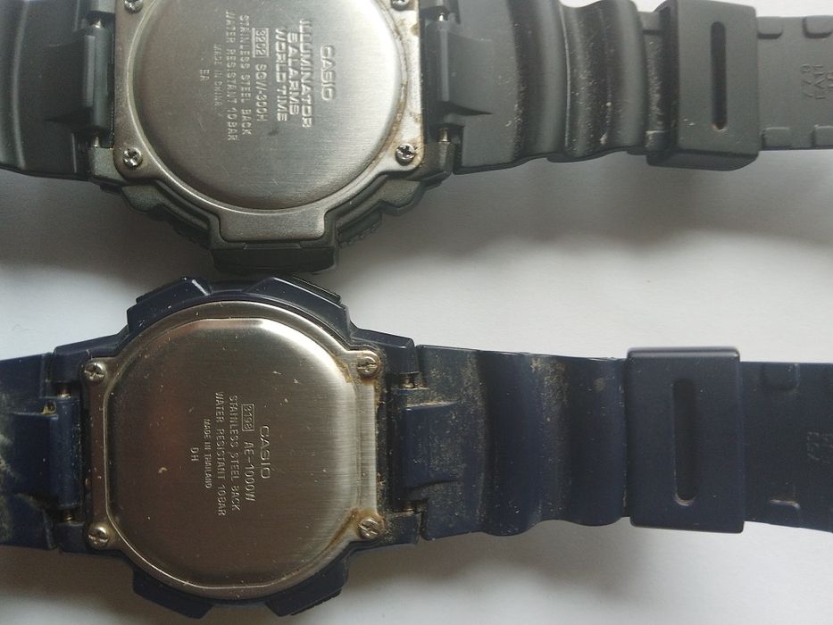 Часовници Casio   два бр