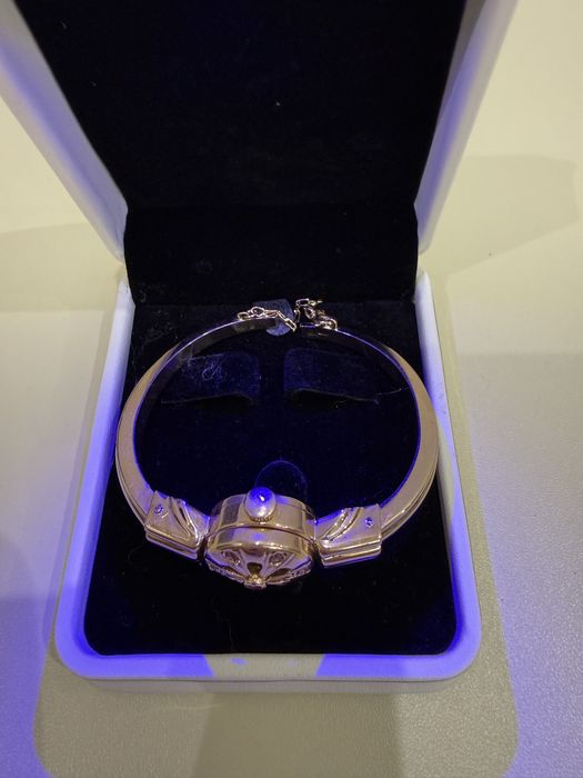 583 Чайка Тилла соат