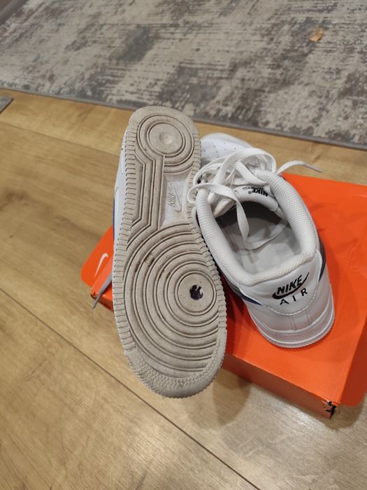 Продавам nike air force