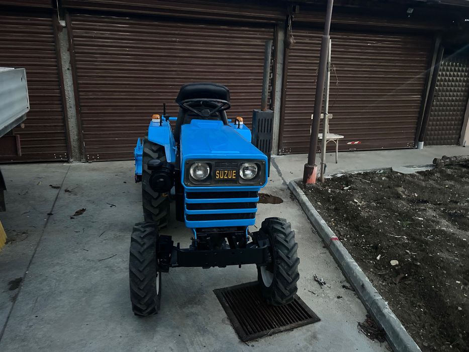 Малогабаритен трактор