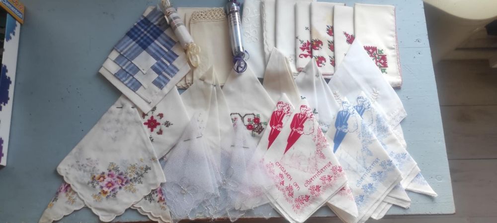 Колекция от сватбени и детски кърпички