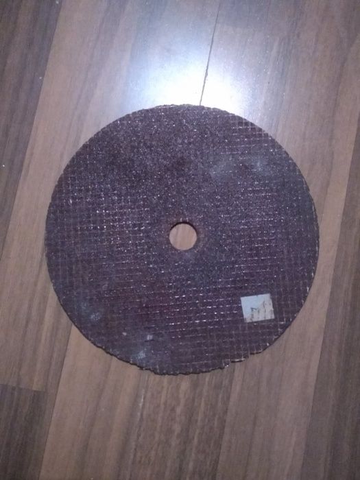 Диск за шлайфане на метал