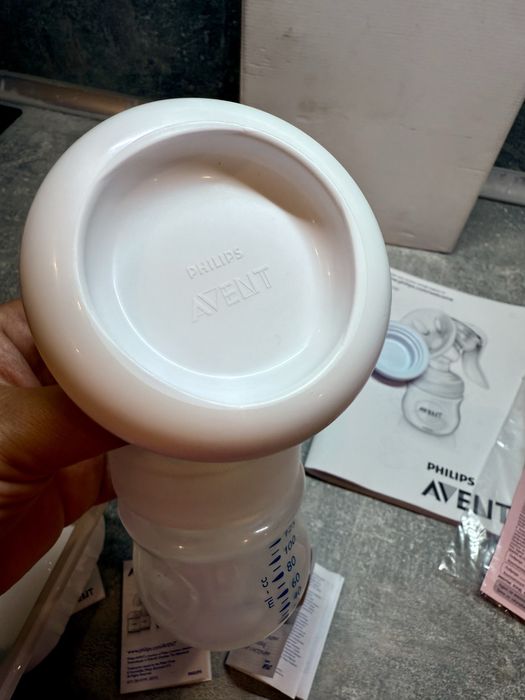 Avent Ръчна помпа за изцеждане на кърма Natural Motion