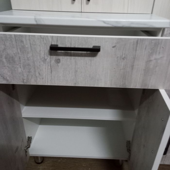 Продаётся кухонный гарнитур новый