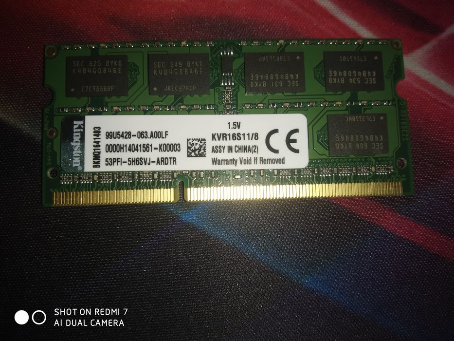 Kingston DDR3 8gb holati yangi noutbukka togri kelmadi srochna sotaman