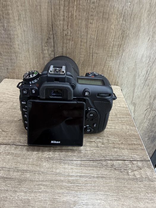 Nikon D7500 vr 18-140mm