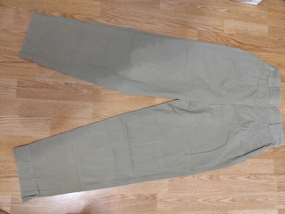 Pantaloni măsura 38