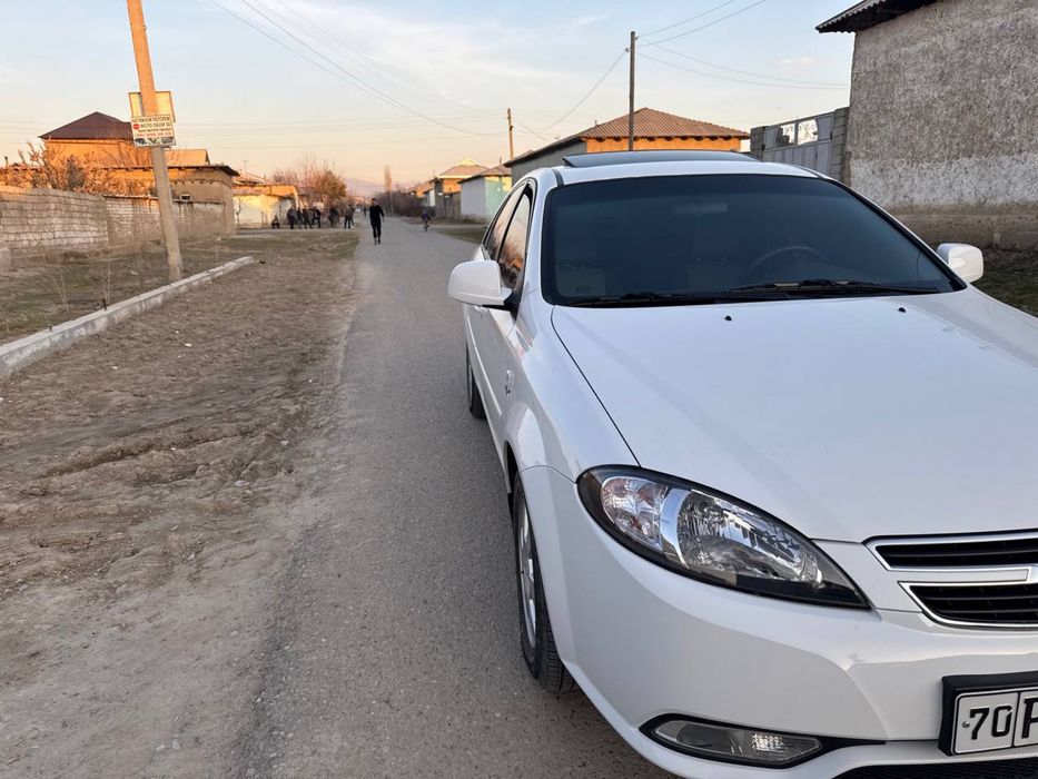 Jentra sotiladi yil 2021 kraska tozza yurgani xalol 26.000yurgan kelib