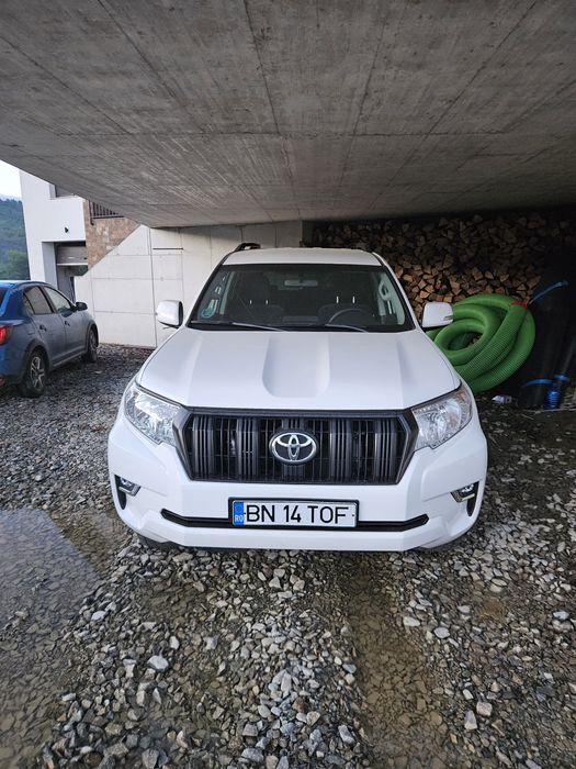 TOYOTA Land Cruiser 2019 — imagine 4