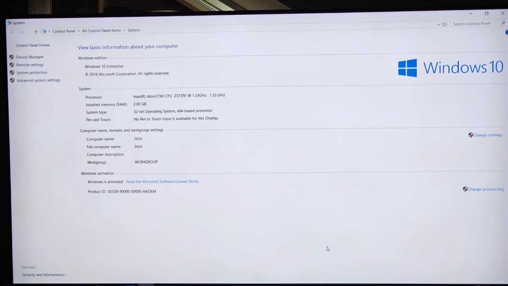 intel Compute Stick STCK1A32WFC Mini PC in Televizor