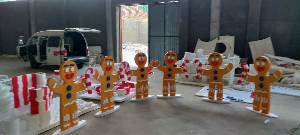 Новогодний декор из пенопласта