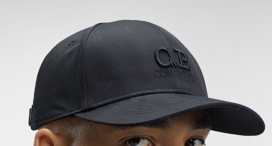 C.p. Company шапка с козирка