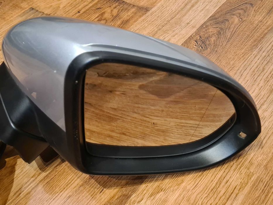 Дясно огледало VW Passat 8