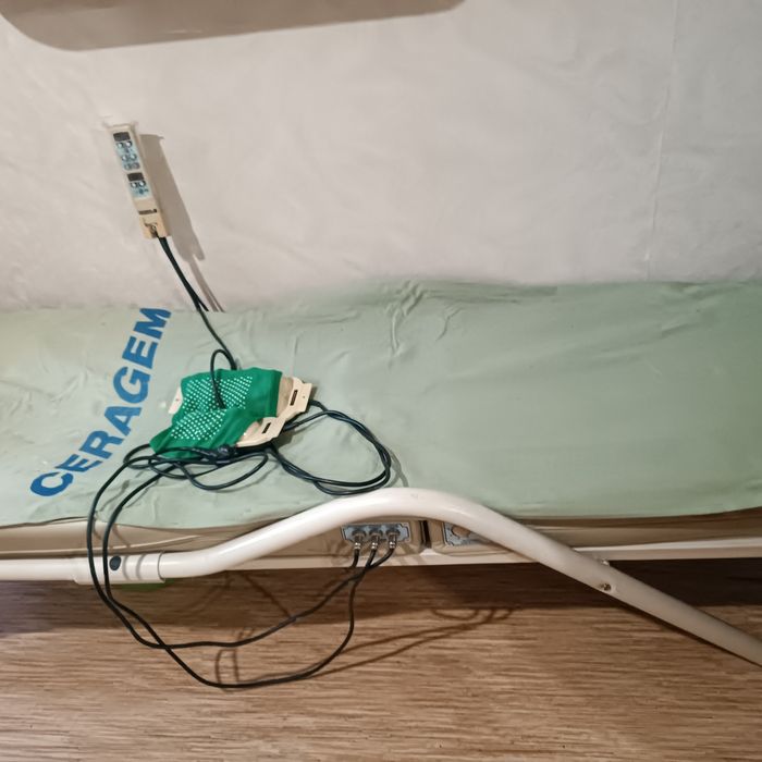Массажная кушетка Ceragem б/у