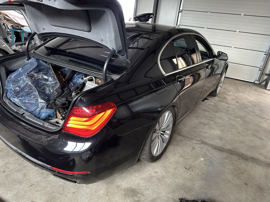 Vand usa / portiera stanga / dreapta fata / spate BMW F01 f02 seria 7