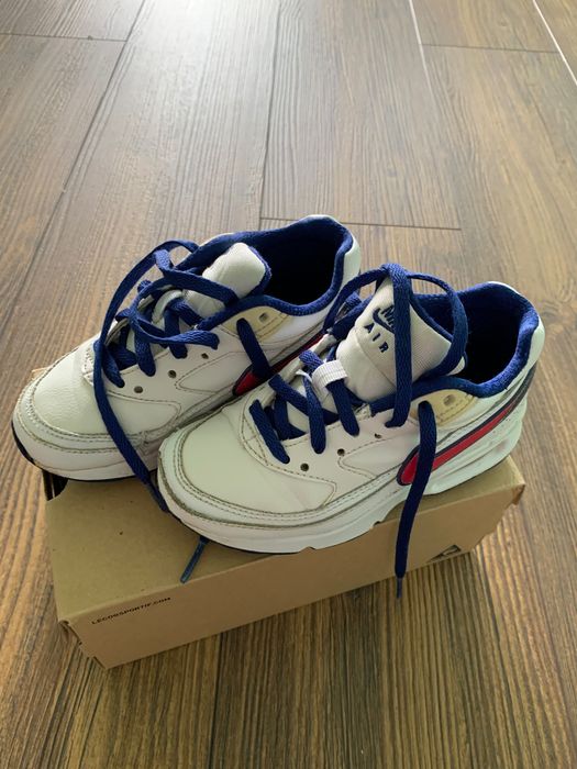 Детски обувки различни номера.