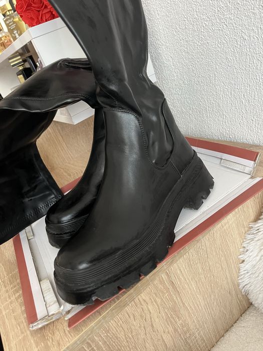 Високи и топли ботуши