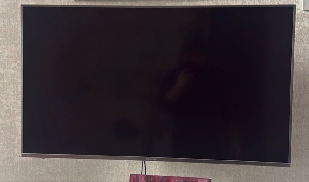 Продам телевизор Hisense