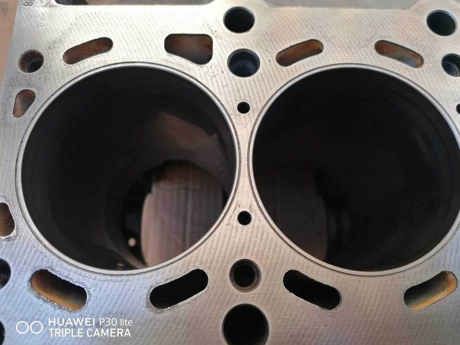 M42B18 318is Блок