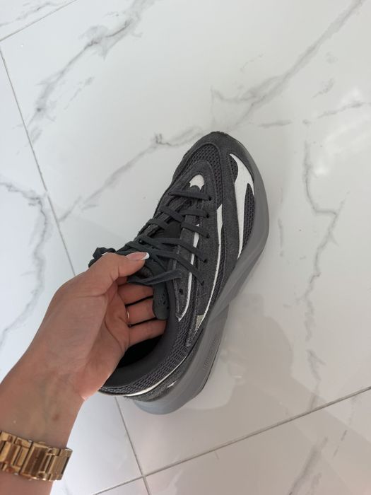 Дамски обувки adidas