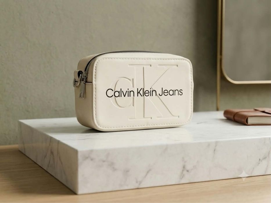 Дамски чанти Calvin Klein