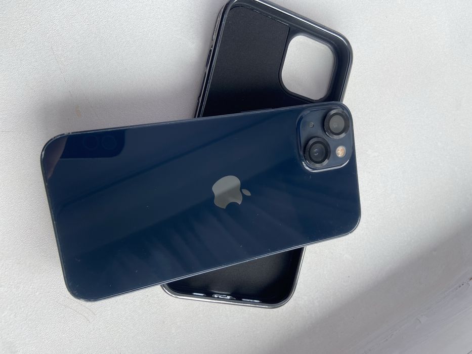 IPHONE 13 в отличном состоянии