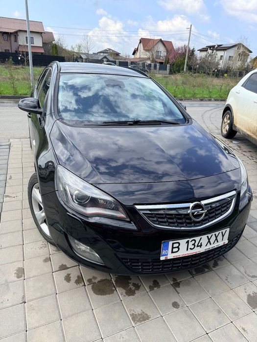 Opel Astra Opel Astra J 1.7 CDTI Sports Tourer - investitii recente