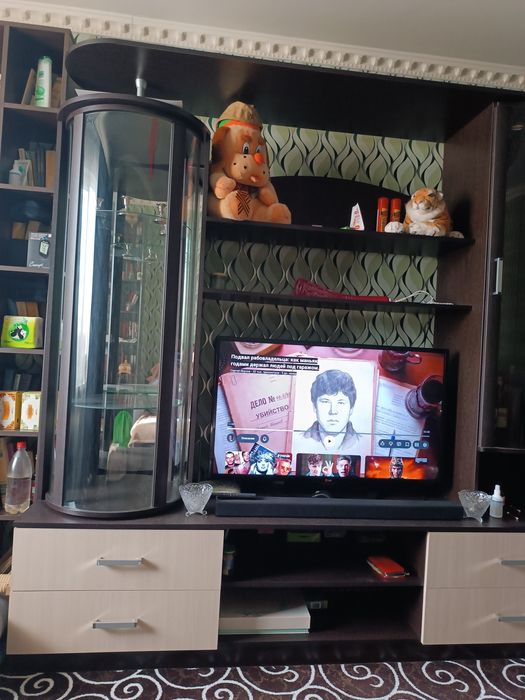 Стенка- горка для гостиной