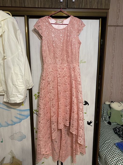 Платье со шлейфом