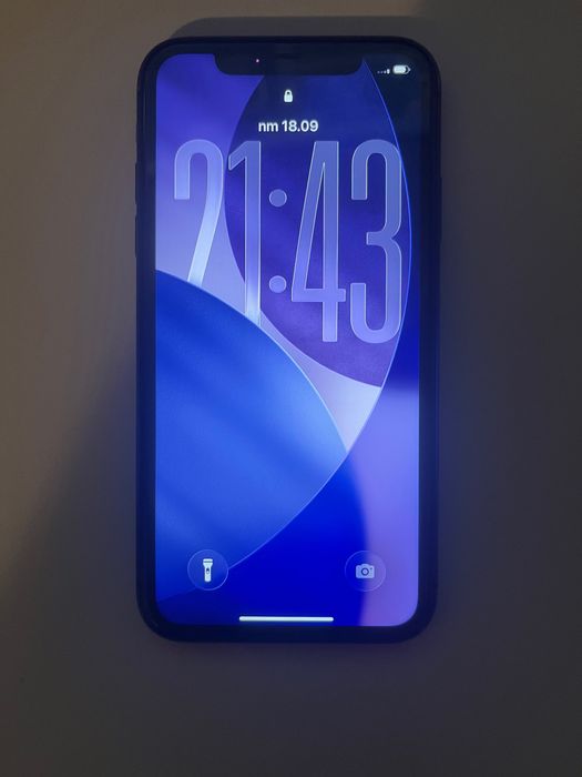 iPhone 11 82% батерия