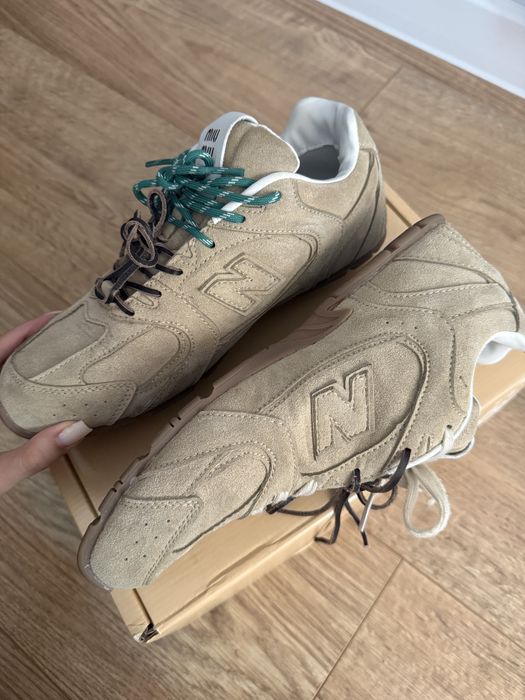 Кроссовки New Balance & Miu Miu