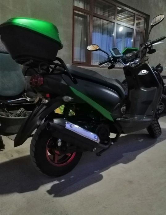 Бумер Yaqi 150 куб