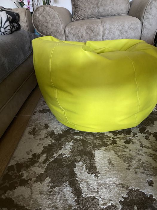 Pernă mare cameră copii . SPAȚIU DE ÎNCHIRIAT 50m2