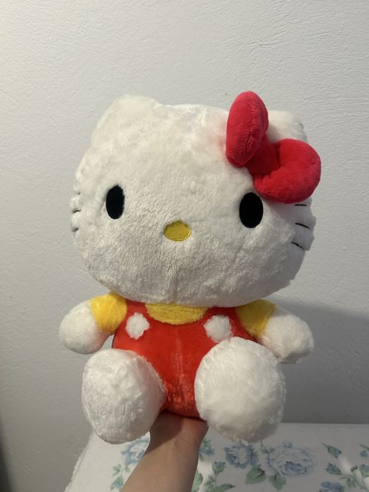 Плюшевая хеллоу китти